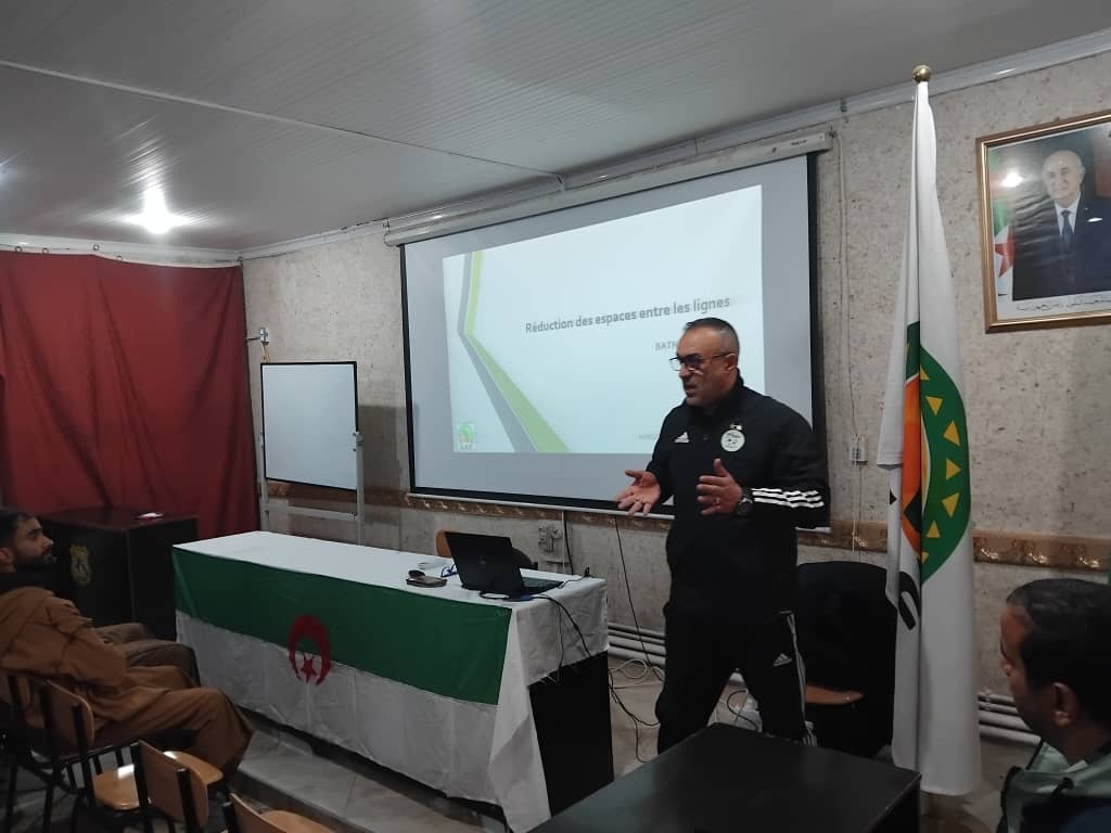 المديرية الفنية الجهوية: نصف يوم دراسي لفائدة مدربي الفئات الشبانية